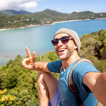 Canadians can explore New Zealand while on a working holiday program Explore New Zealand while you work and travel on a working holiday for Canadians